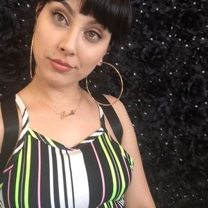 Meet your Posher, Sam